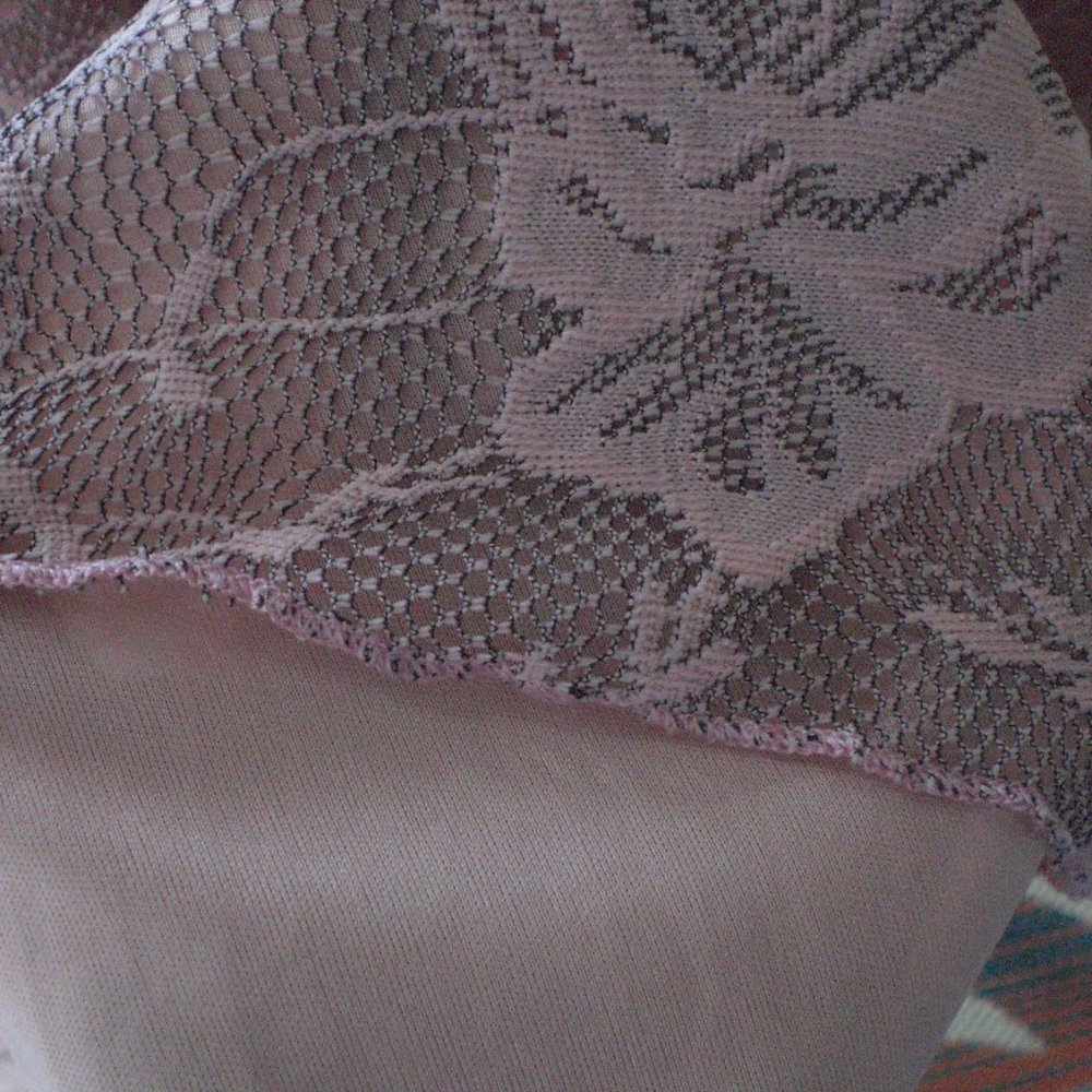 LuLaRoe Pink Black Lace Lucy Skirt Small - Picture 3 of 3